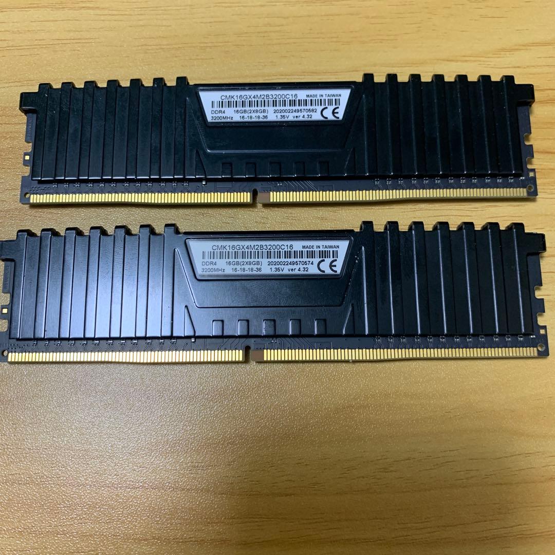 CORSAIR VENGEANCE DDR-4 3200 16gb(8gb×2)