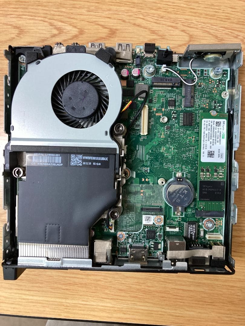 ミニPC HP EliteDesk 800 G4 DM 35W i7 16G SSD256