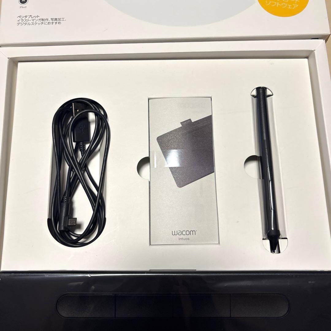 液タブ・ペンタブ Wacom Intuos M CTL-6100