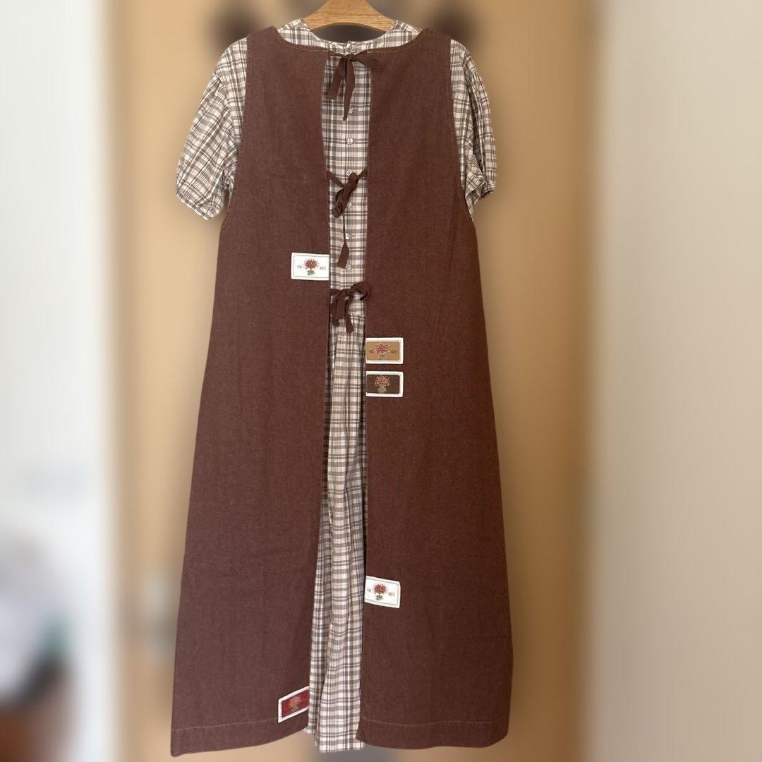 く*ん様 PINK HOUSE ダブリエ　リバーシブル苺総柄