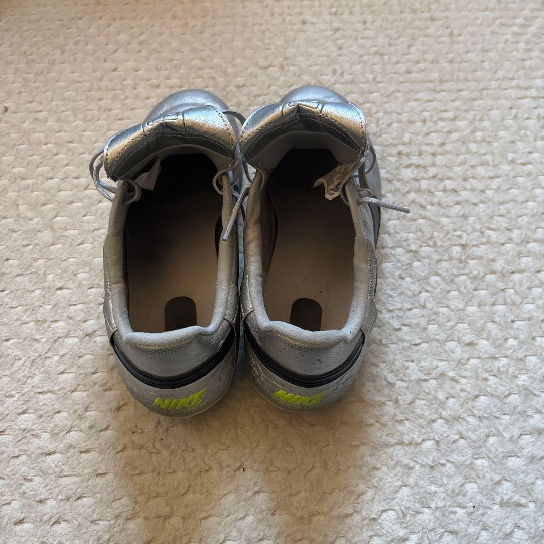 ナイキプレミア　スパイク　サッカーシューズ　ティエンポ