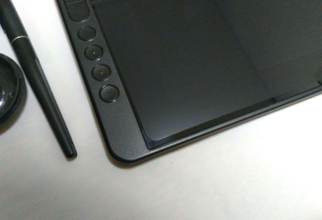 液タブ・ペンタブ Huion Kamvas16(2021)