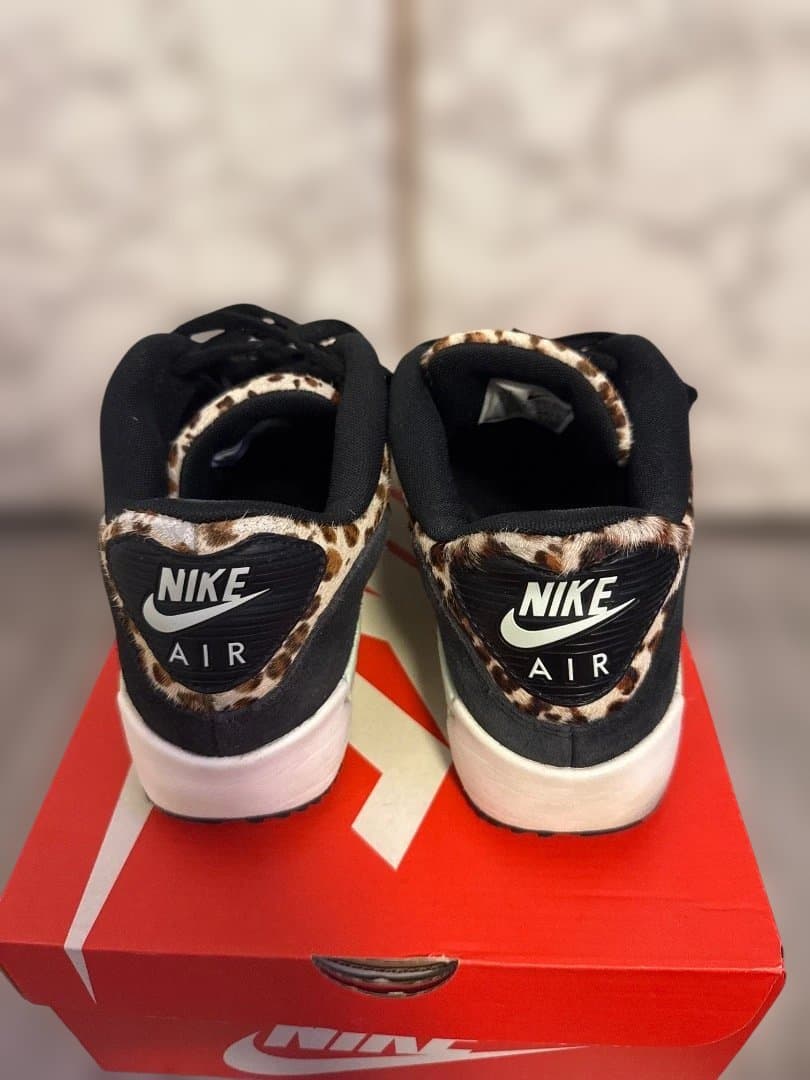 Nike Air Max レオパード柄 シューズ