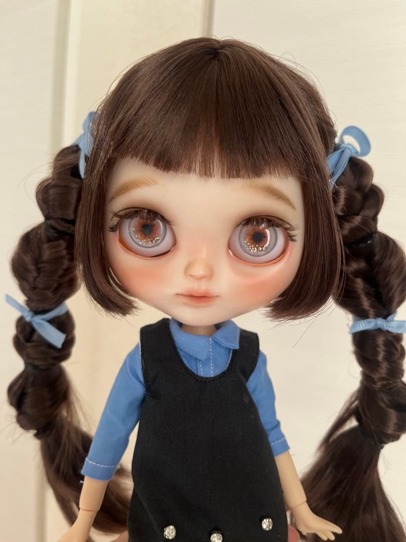 カスタムアイシードール　アウトフィット付き　オン眉ロングヘア