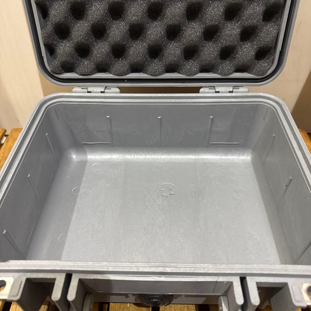 PELICAN CASE 1400 ペリカンケース ハードケース シルバー