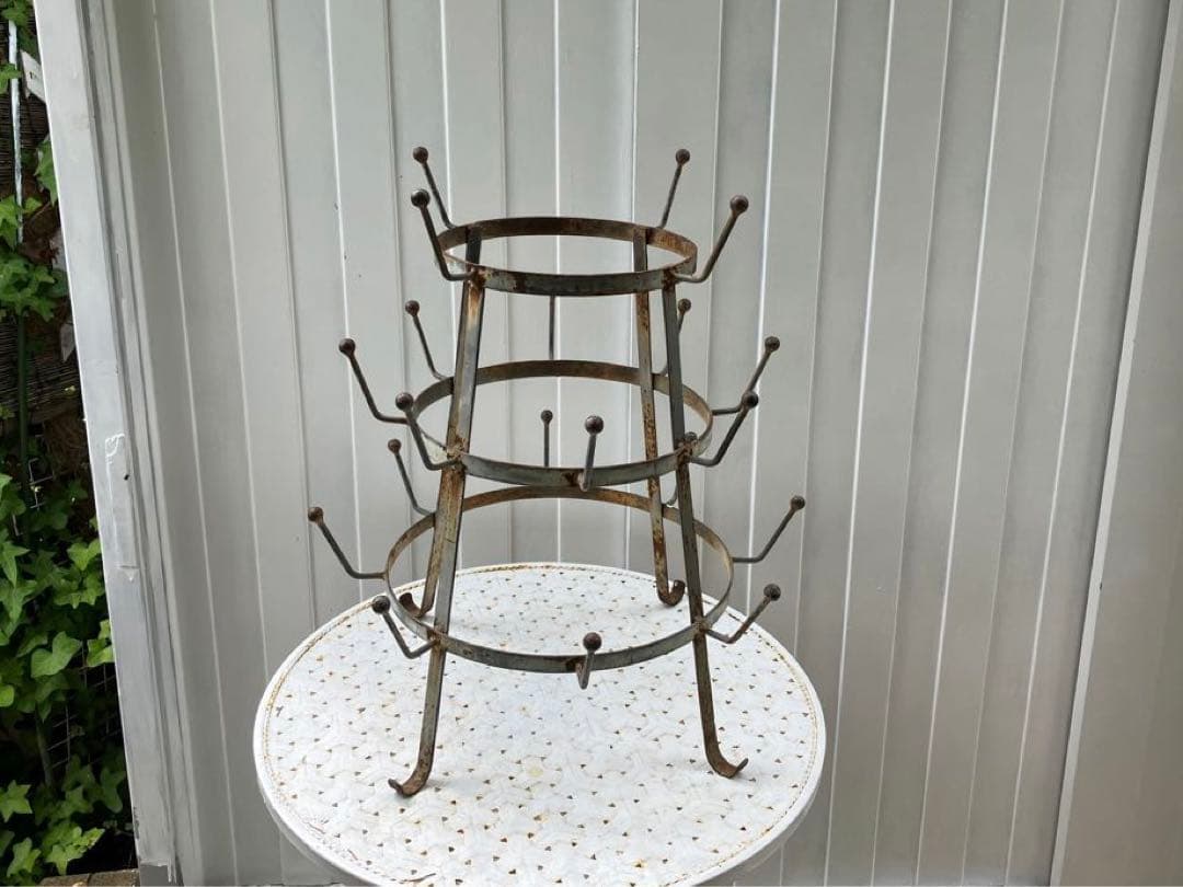 シャビーな古いエリソン　ブロカント