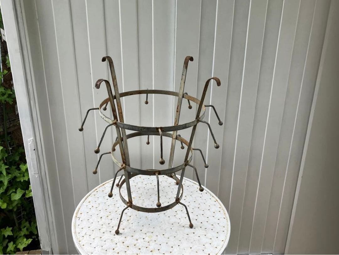 シャビーな古いエリソン　ブロカント