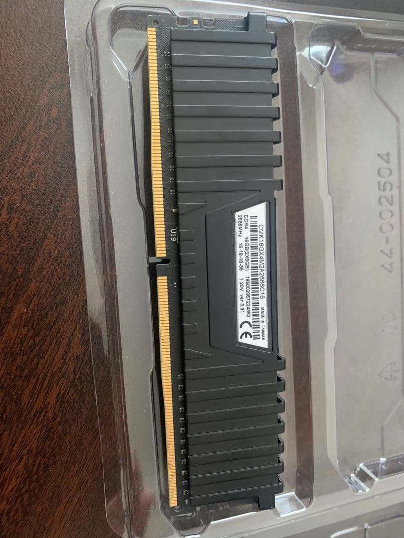 Intel i9-11900k & Vengeance DDR4 メモリセット