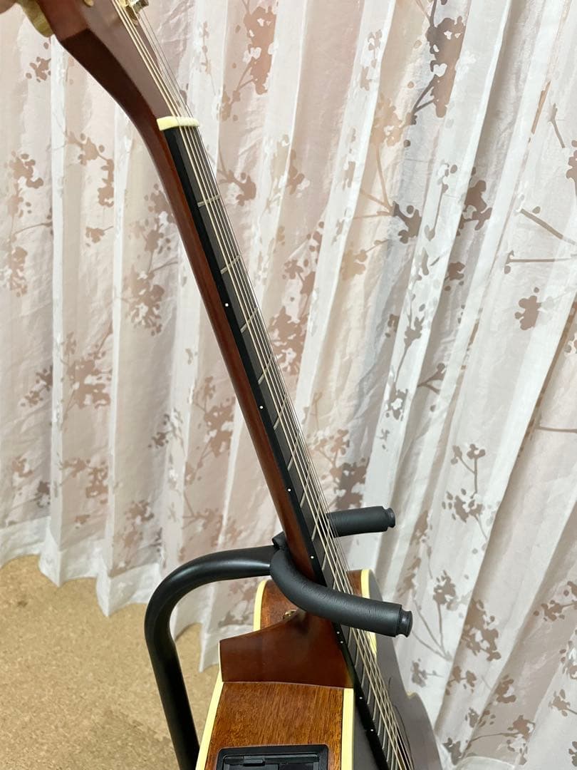 Takamine PT005-SBS エレアコ チューナー付 TP-4T搭載