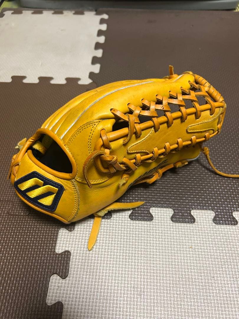 Mizuno プロフェッショナル イエロー グローブ 右投げ用