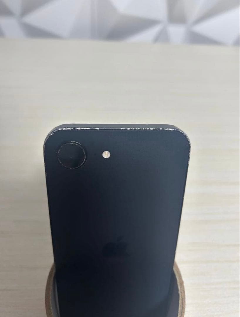 iPhone16e本体　完全に初期化済み