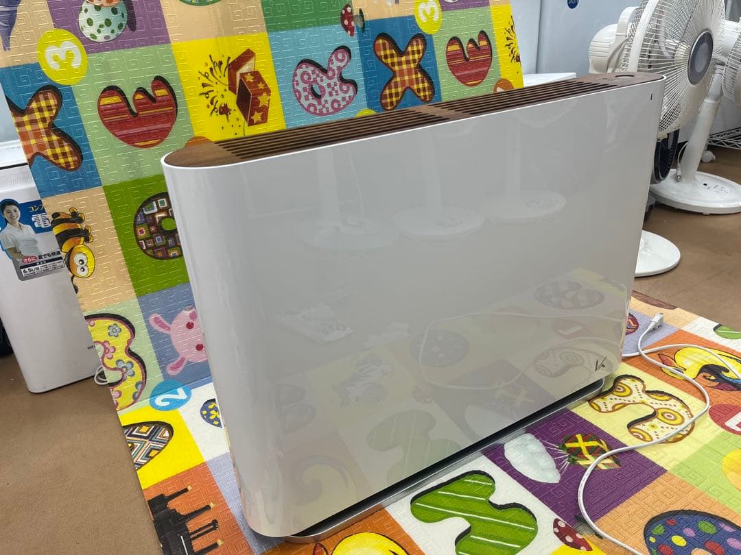 カルテック 光触媒 除菌・脱臭機KL-F01 60畳タイプ大空間用 床置き