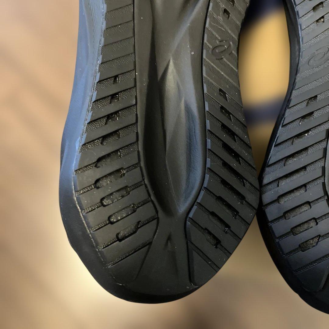 【27.0cm新品未使用】アシックス ノバブラスト5