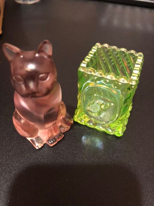 FENTONのガラスの置物全11点