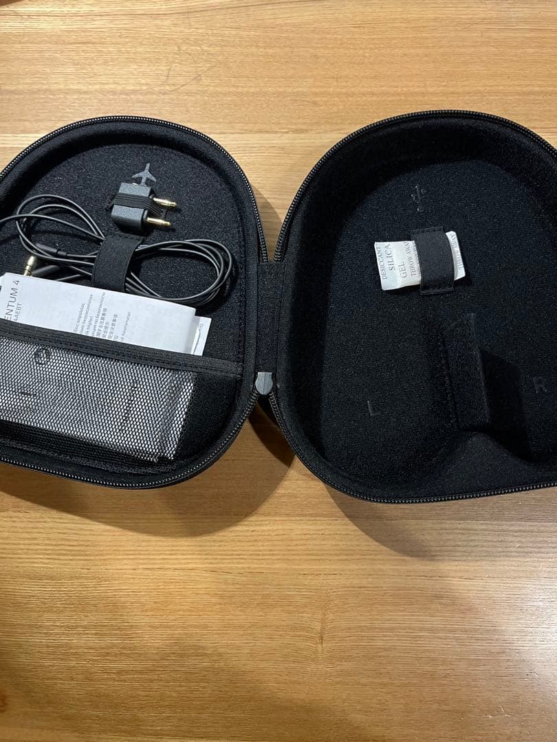 ヘッドホン Sennheiser momentum4 wireless