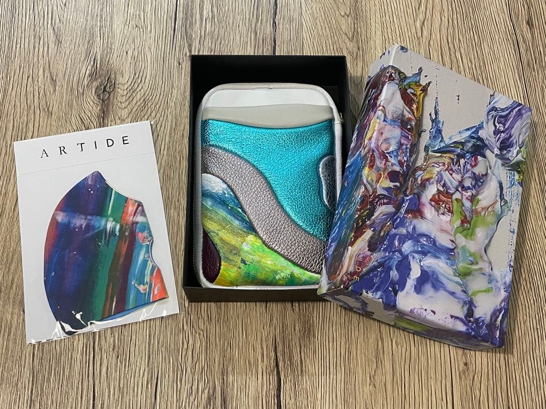 杉田陽平 artideコラボ デザイン＆サイン入り マルチコンパクトウォレット