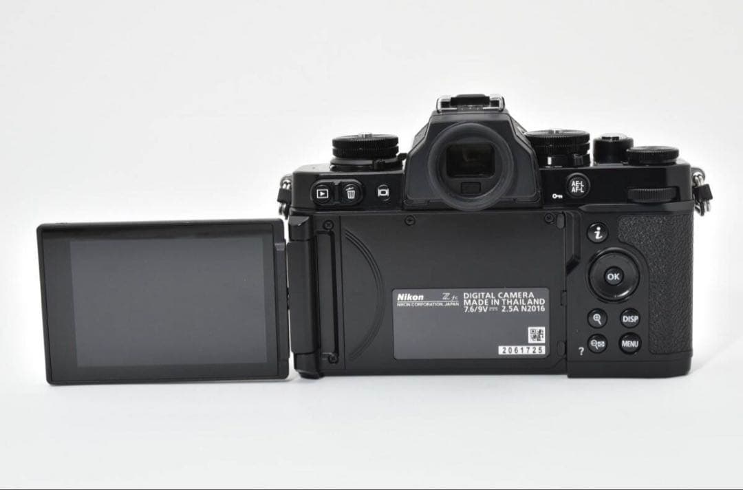 美品 完動品 Nikon Z fc 16-50mmレンズキット #25303