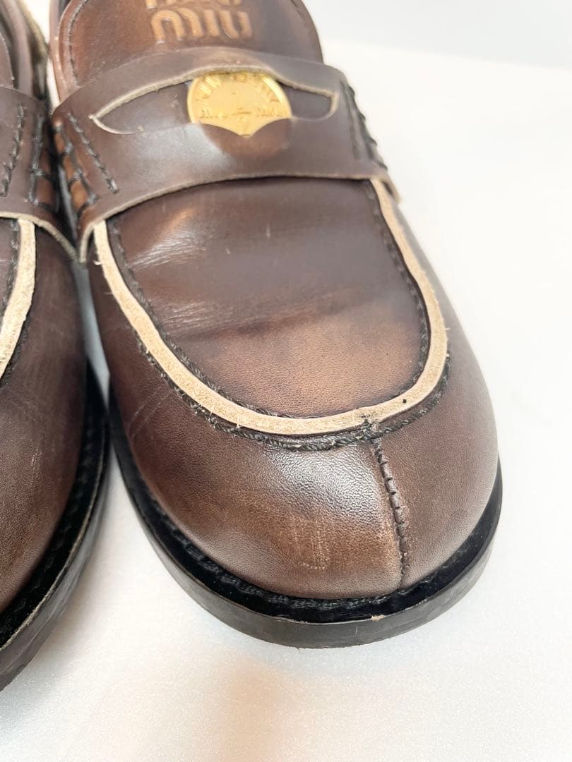 MiuMiu ヴィンテージ加工 (ブラウン) ペニーローファー 25cm