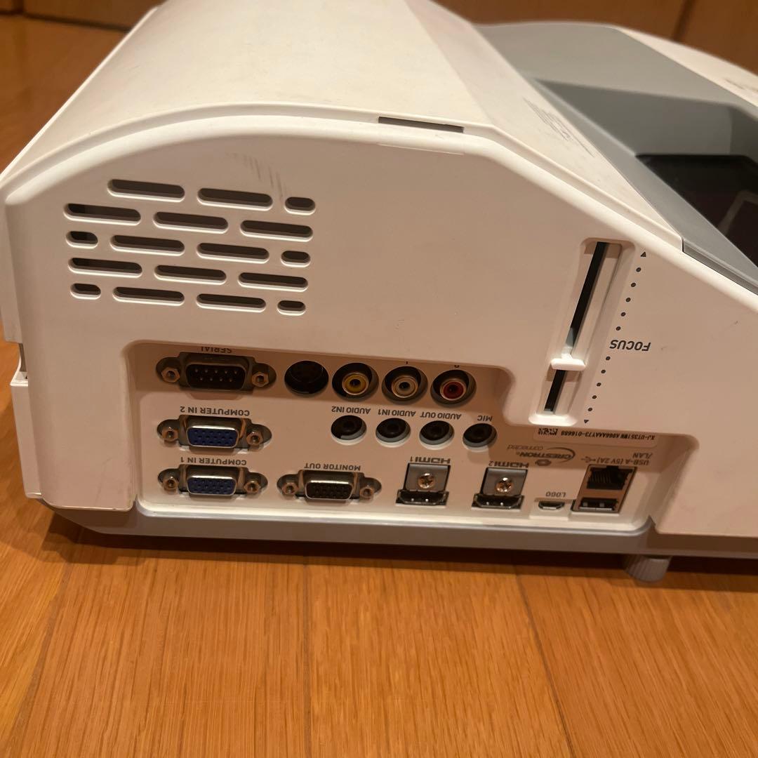 CASIO XJ-UT351WN プロジェクター　動作確認済み
