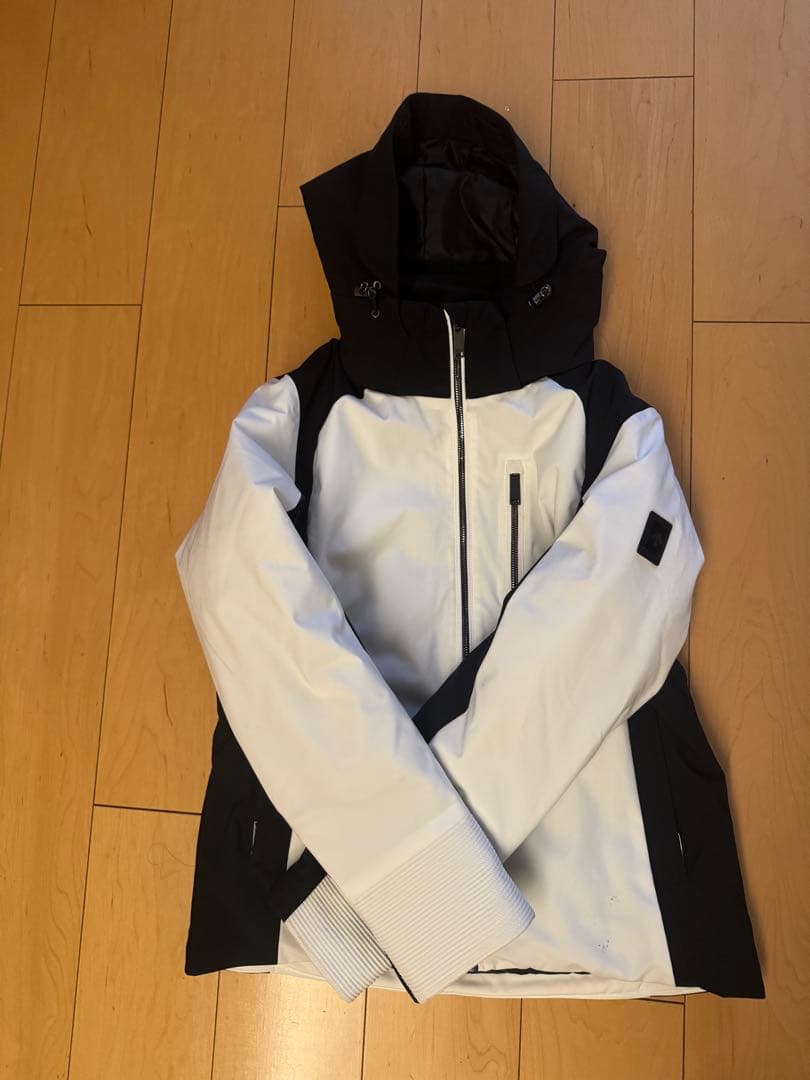 女性用スキーウェア ホワイト/ブラック デサント