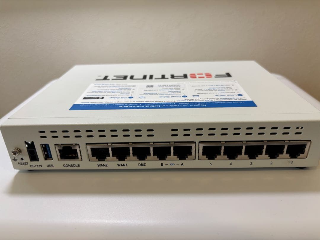 中古　美品　FORTINET FORTIGATE 60F