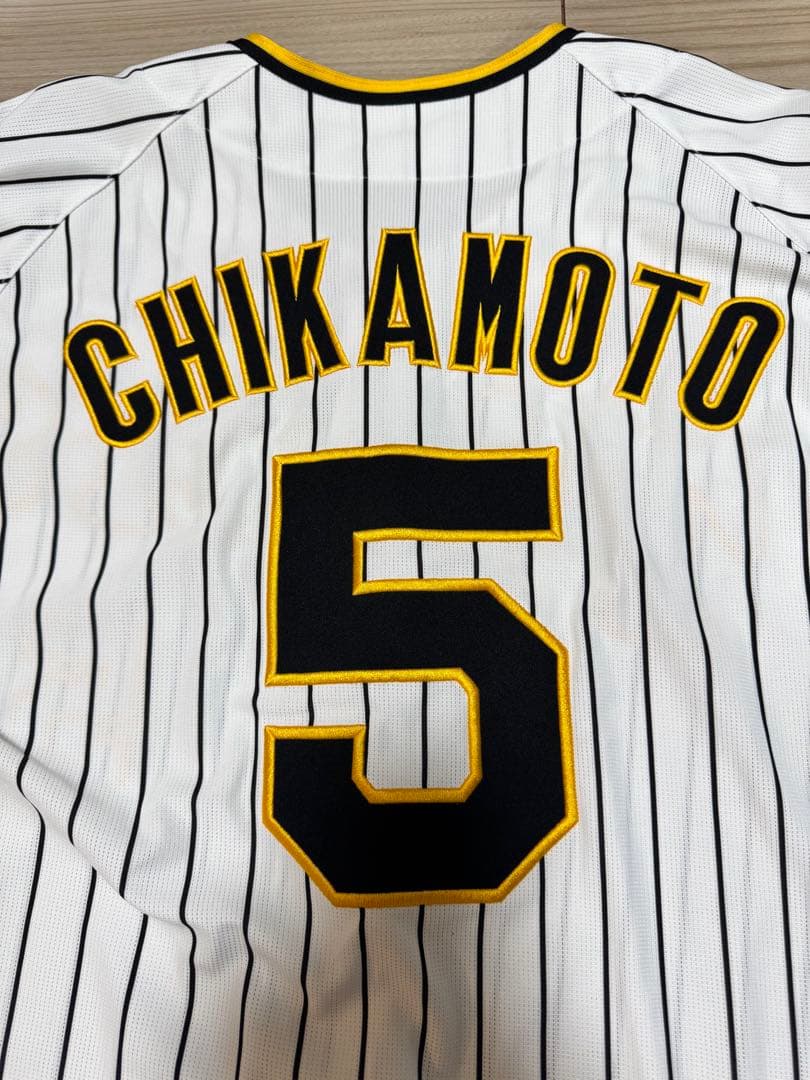 阪神タイガース ユニフォーム 近本光司 Lサイズ 5