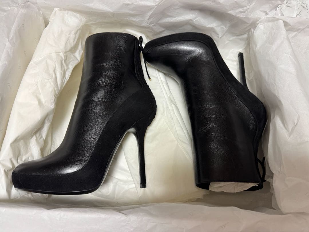 DIORディオール　レースアップ　ショートブーツ　ブーティ　レザー新品未使用