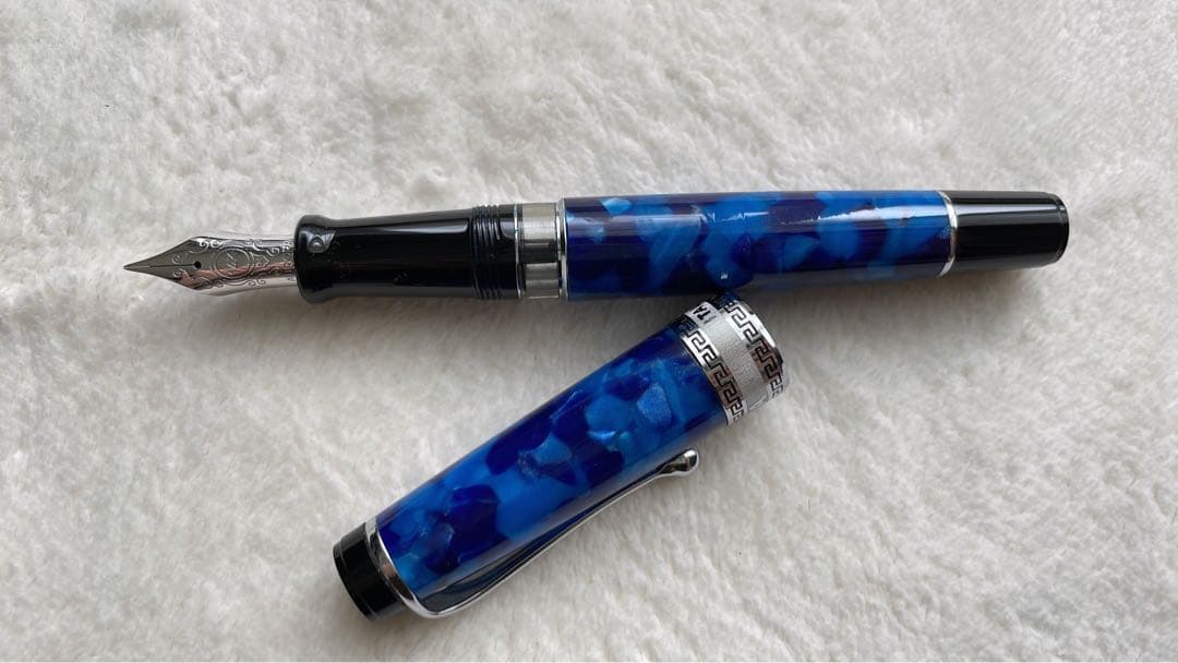 アウロラ　オプティマ　青