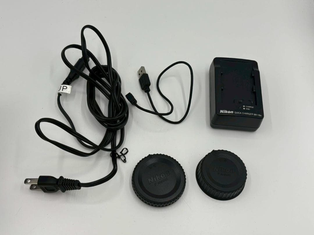 Nikon D90 本体 AF-S NIKKOR レンズ 一眼レフカメラ