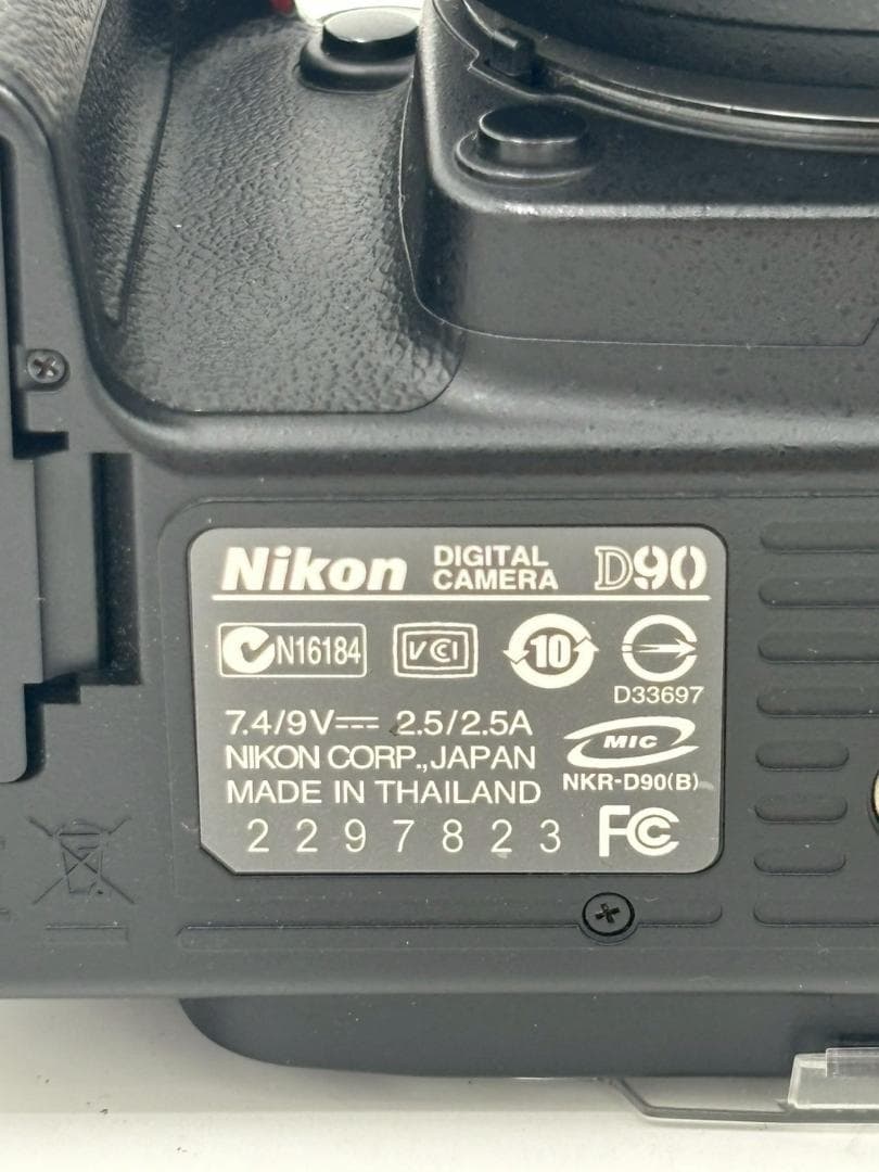 Nikon D90 本体 AF-S NIKKOR レンズ 一眼レフカメラ