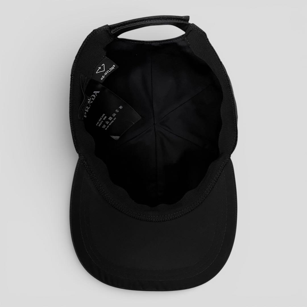 現行モデル 美品 プラダ ナイロン キャップ ブラック ロゴ XL PRADA