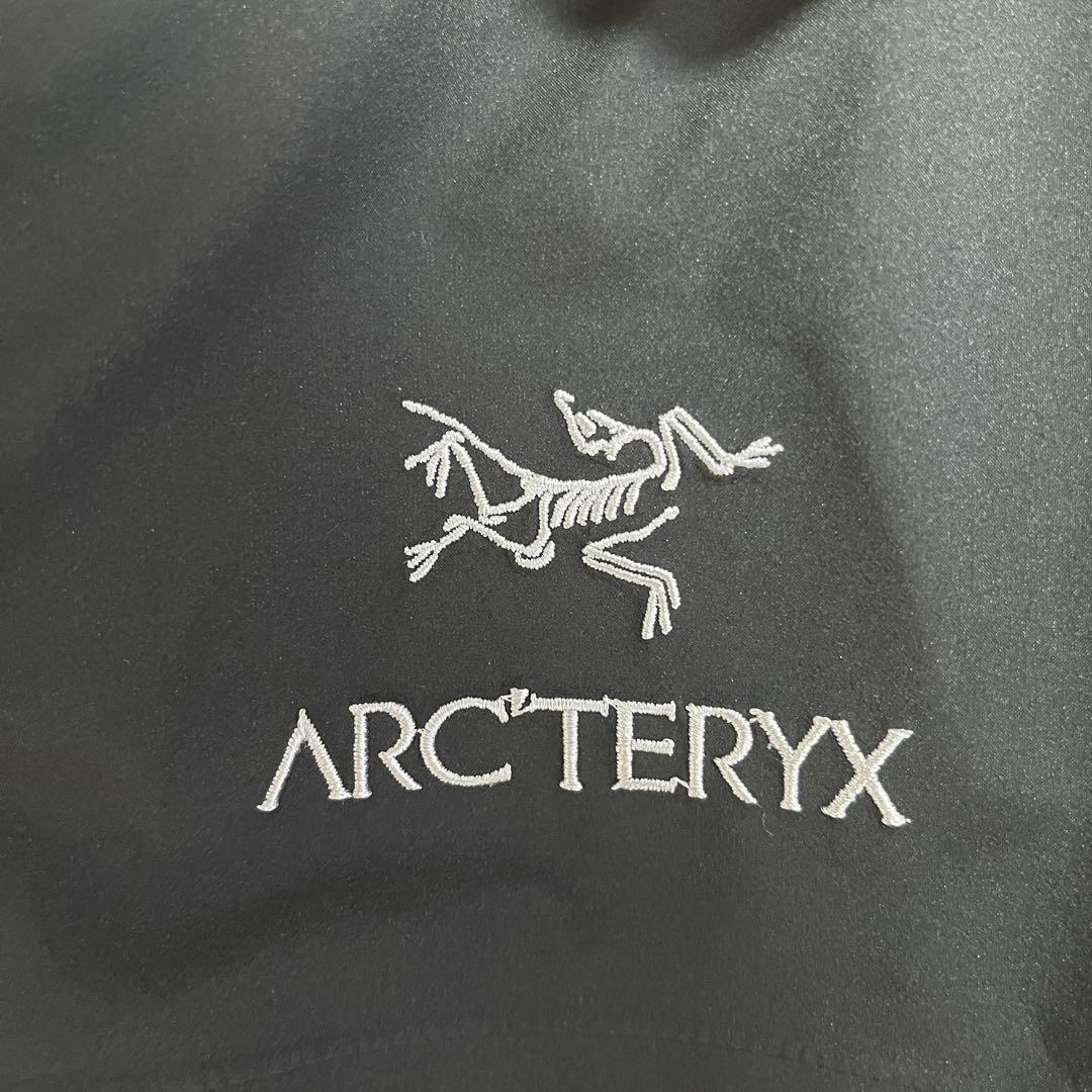 人気 旧ロゴ ARC'TERYX ベータジャケット Sサイズ ブラック