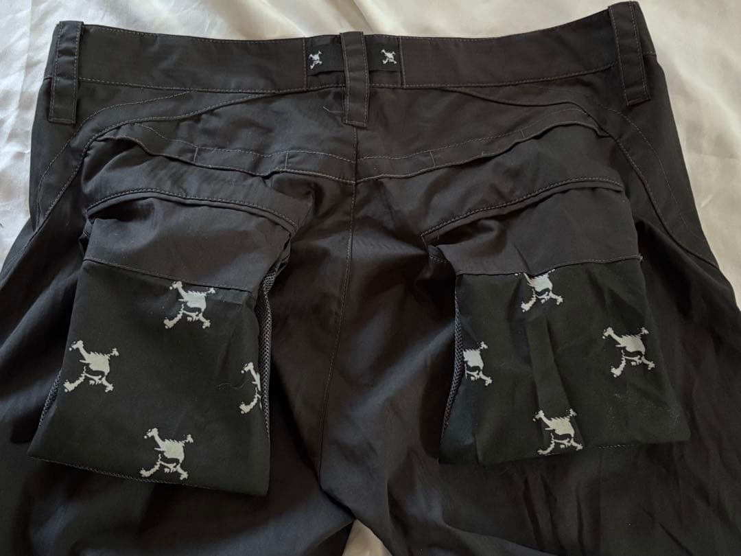 美品✨Oakley オークリー　ゴルフウェア　黒パンツ　スカル刺繍　サイズ33