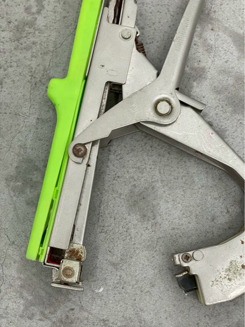 【名機】MAX マックス 園芸用結束機 テープナー HT-B 2台セット