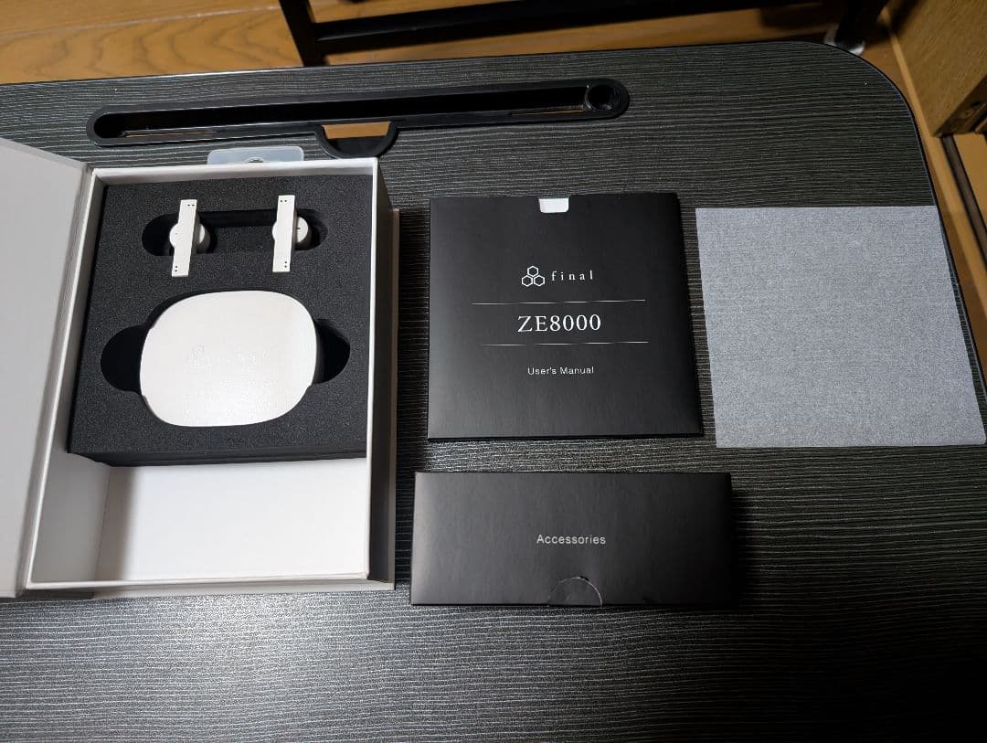 final ZE8000 ワイヤレスイヤホン ホワイト