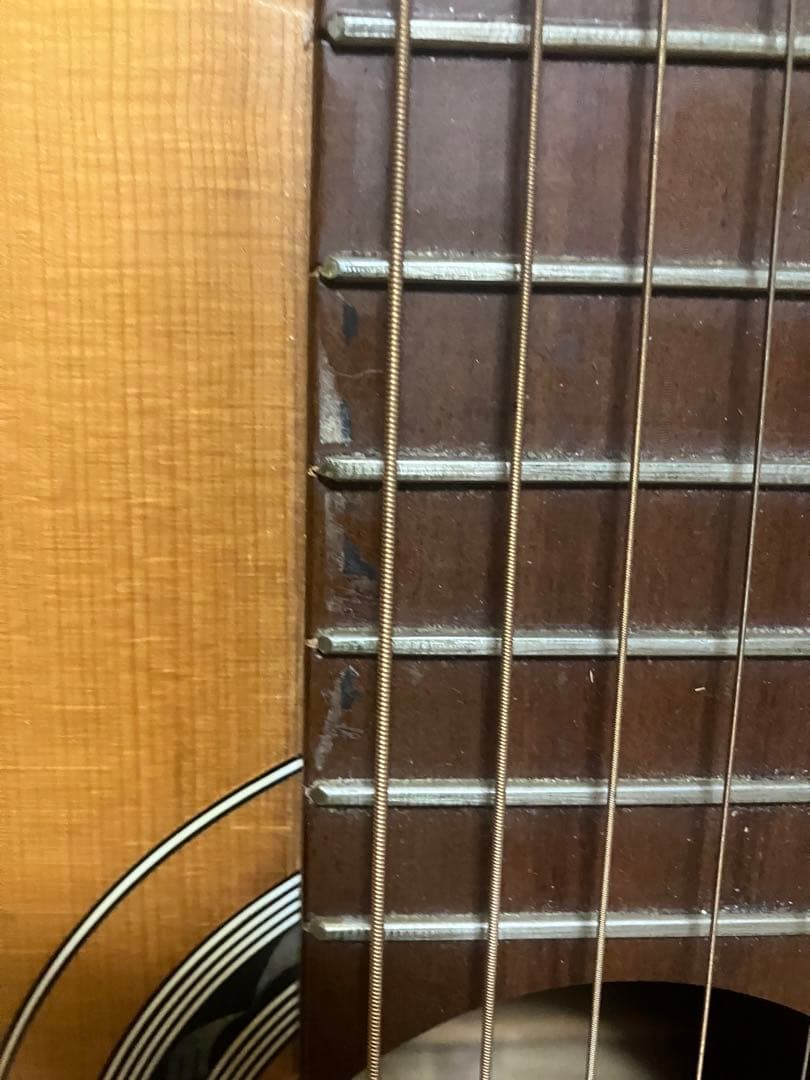 ヤマハ　ダイナミックギター　no.4