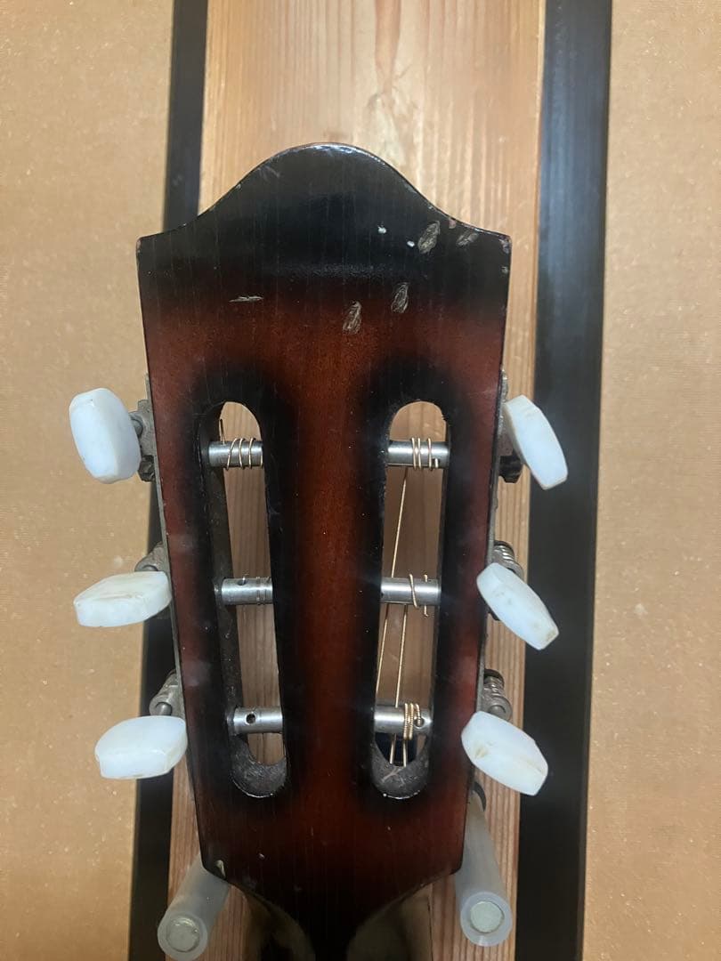 ヤマハ　ダイナミックギター　no.4