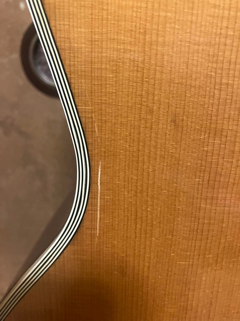 ヤマハ　ダイナミックギター　no.4