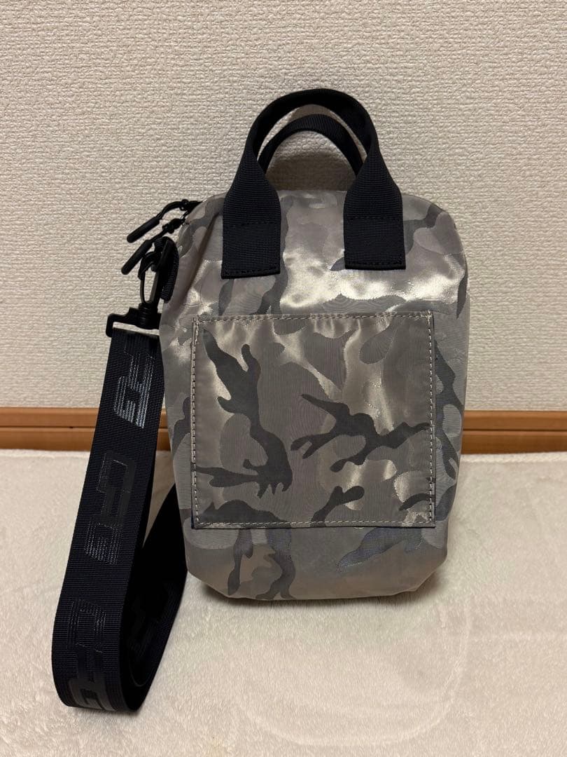 シーピージー ゴルフ ショルダーバッグ カモフラージュ柄 シルバーグレー系