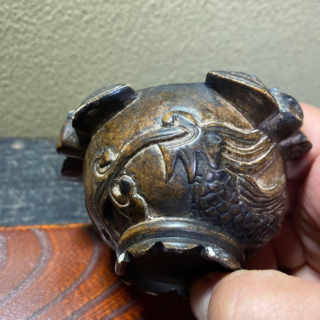 透かし掘龍図玉香炉