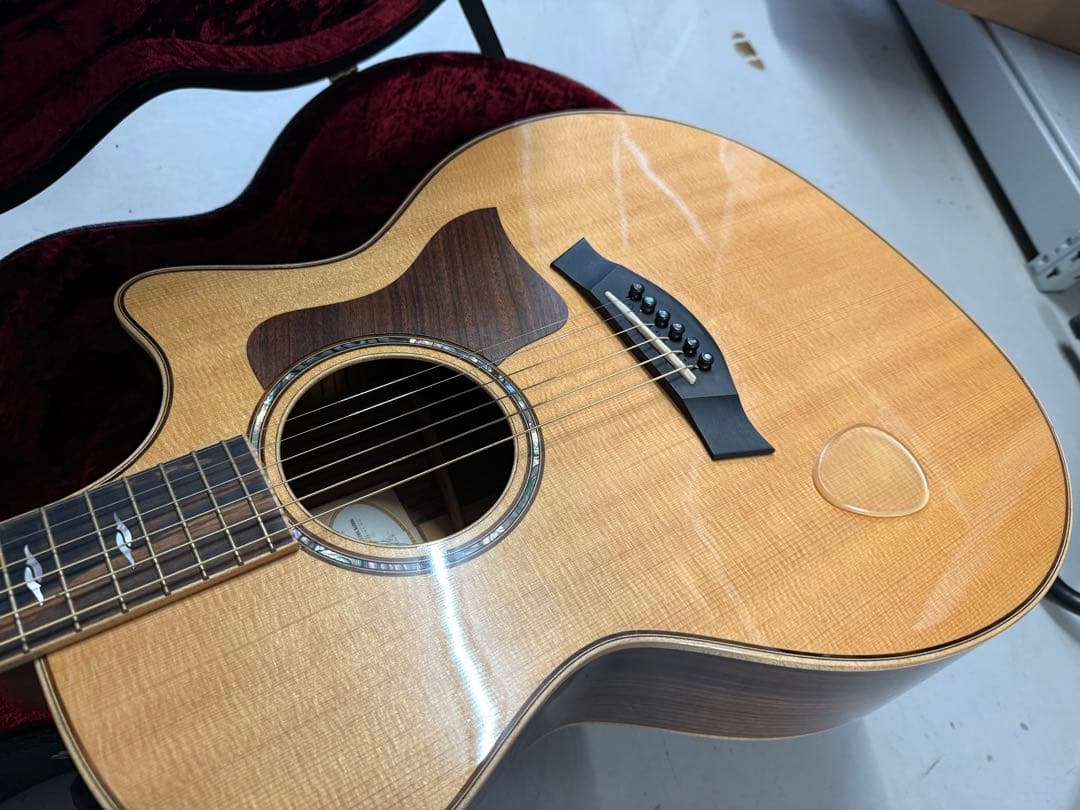 【週末価格】Taylor Acoustic Guitar 814ce