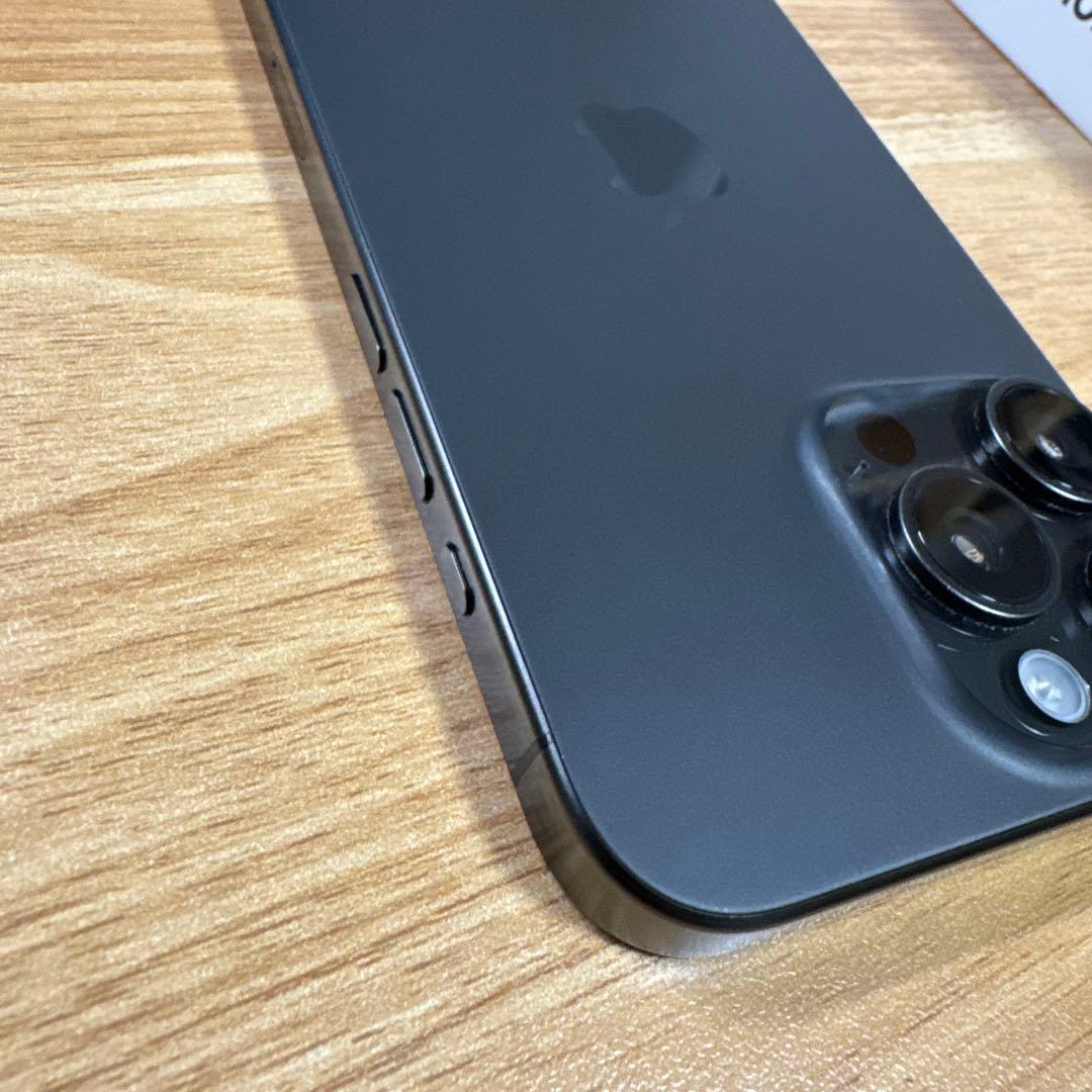 iPhone 15 Pro Max 256GB MU6P3J/A ブラック