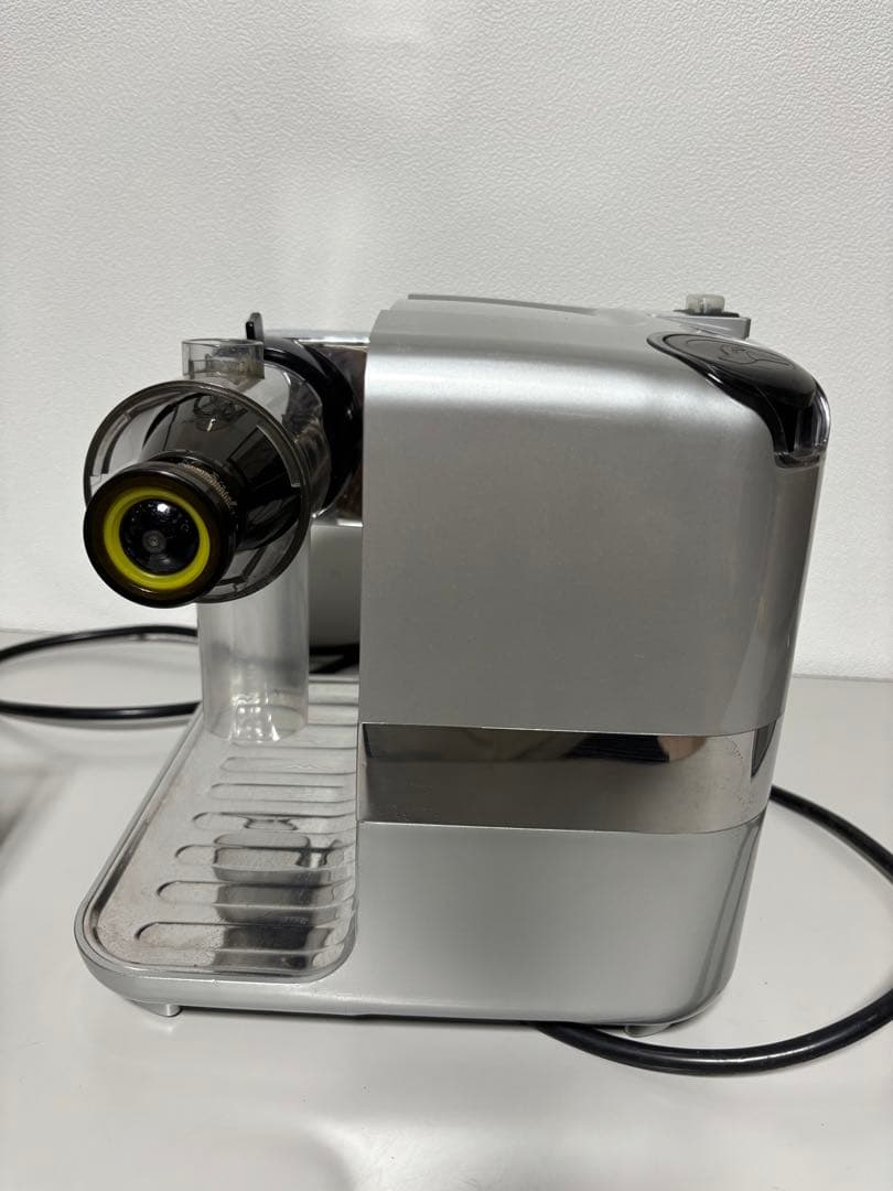 家電 Omega/オメガ ジュースキューブ 300 ジューサー シルバー送料無料