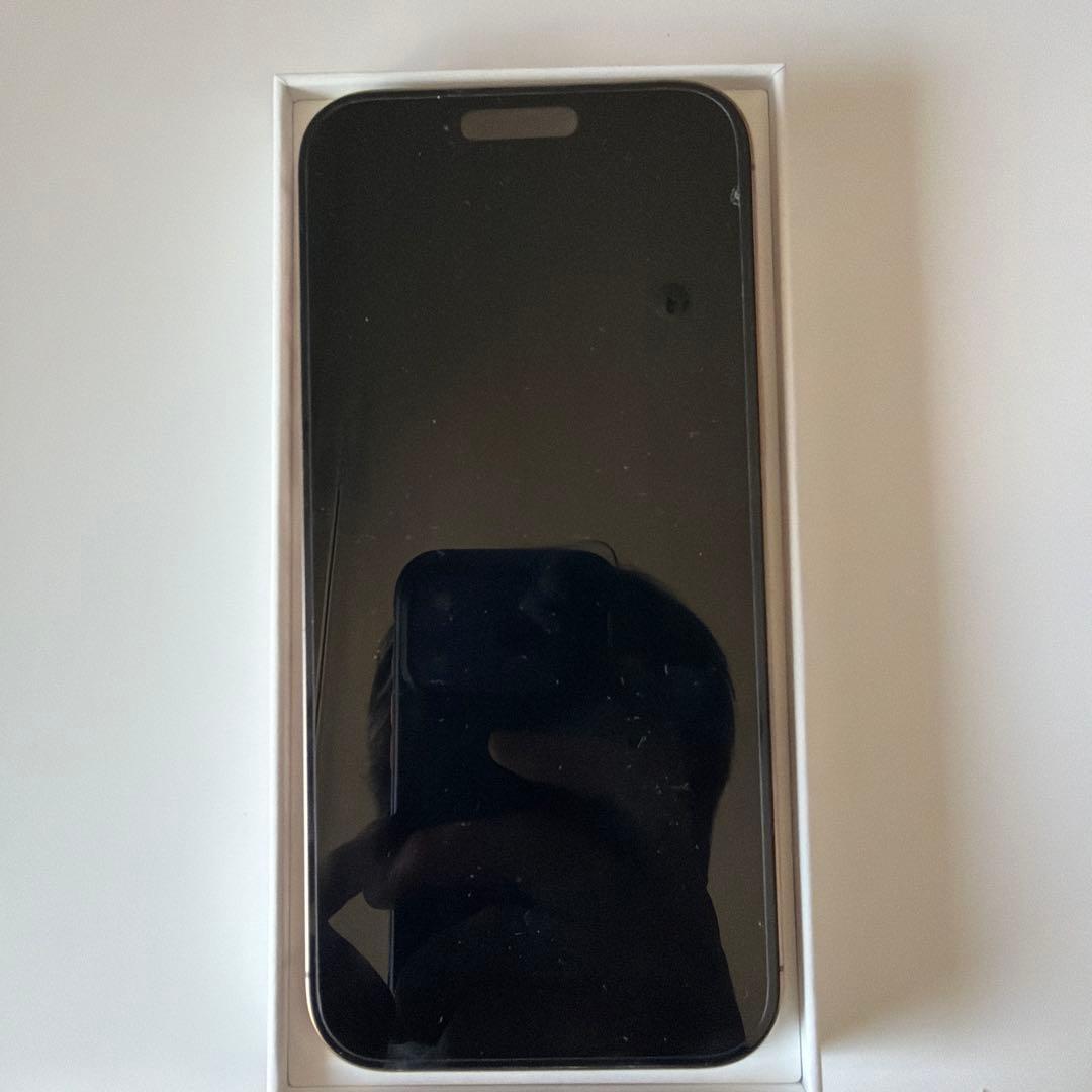 Apple iPhone 16 Pro Max512GBデザートチタ二