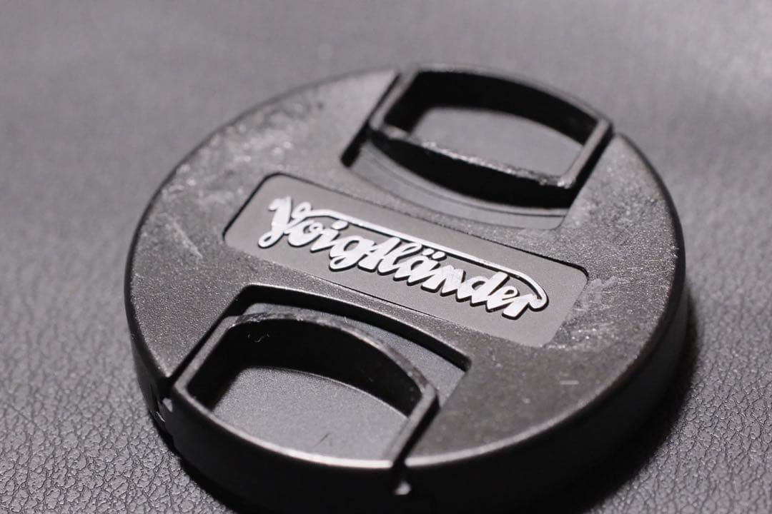 【ねこ】voigtlander ultron 27mm f2 xmount