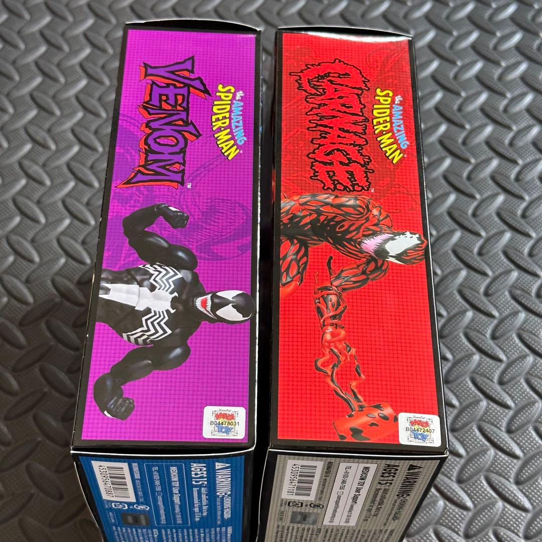 MAFEX マフェックス　ヴェノム カーネイジ