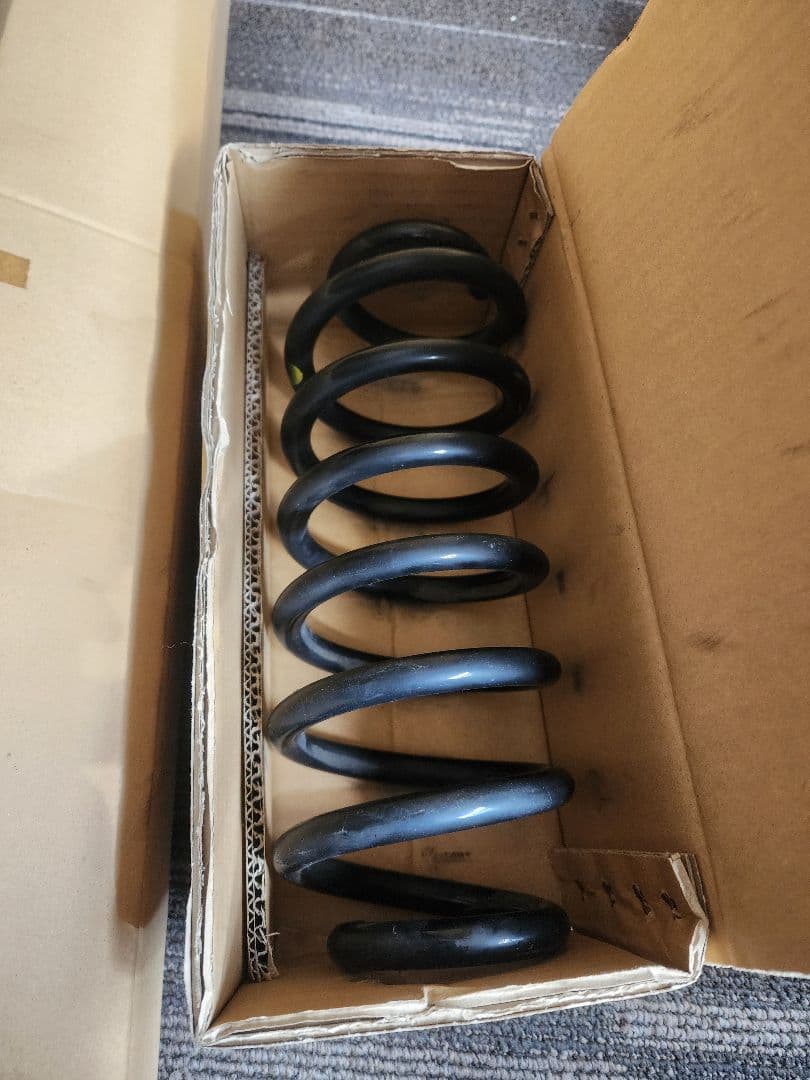 タ*ツ様 ホンダ ヴェゼル 無限サスペンションセット