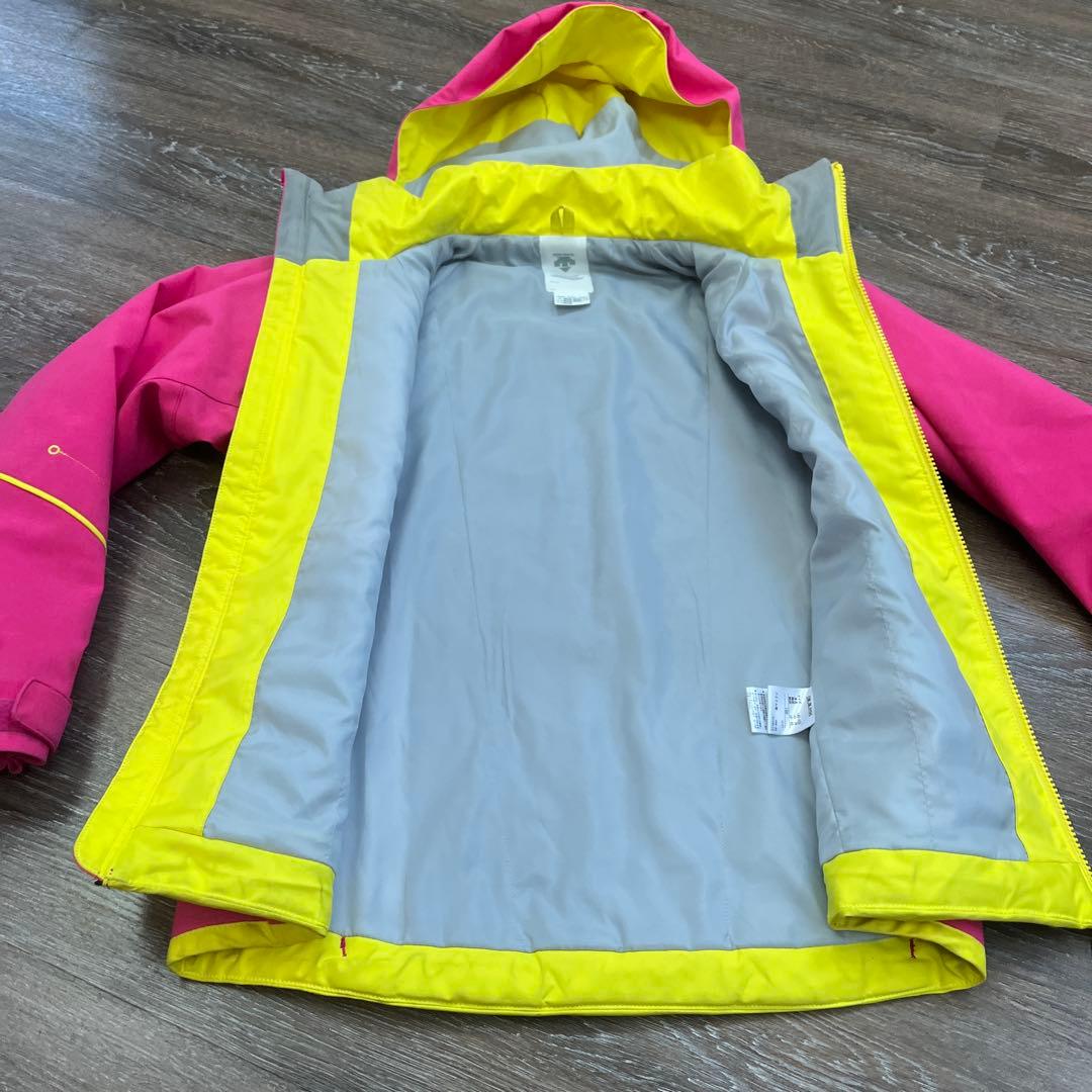 デサント　セットアップ　上下　スキーウェア　150 女の子