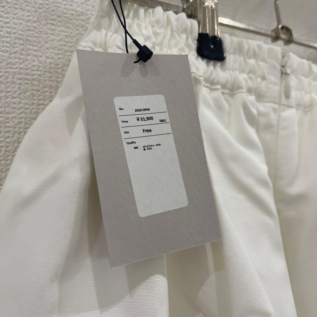 nala ドレスパンツ　ホワイト