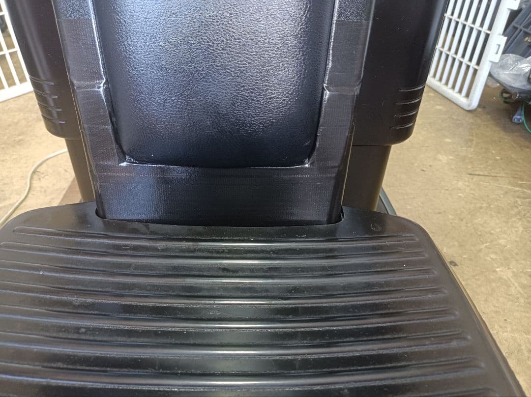 理容機器　新明和理容椅子　BC-１４００